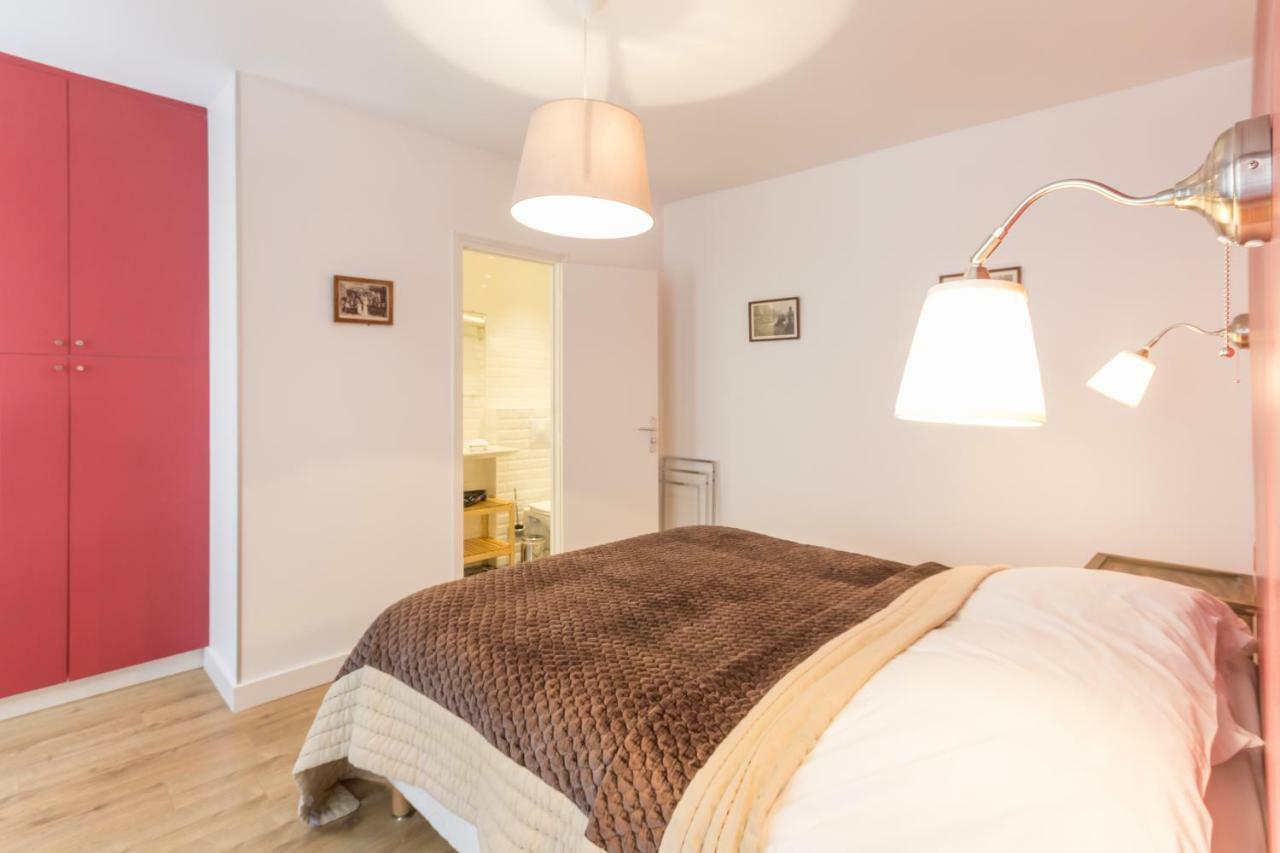 Les Toits De Paris Bed and Breakfast Buitenkant foto