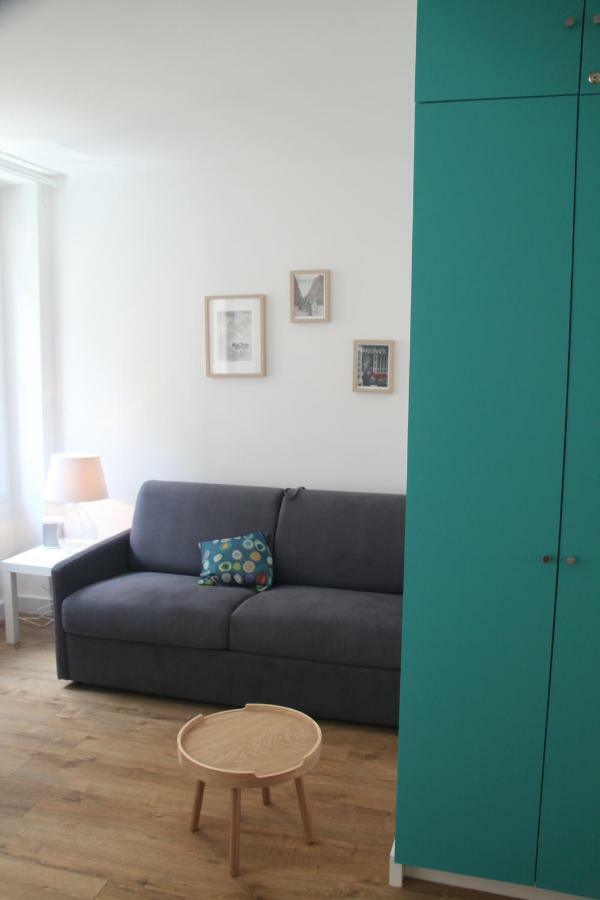 Les Toits De Paris Bed and Breakfast Buitenkant foto